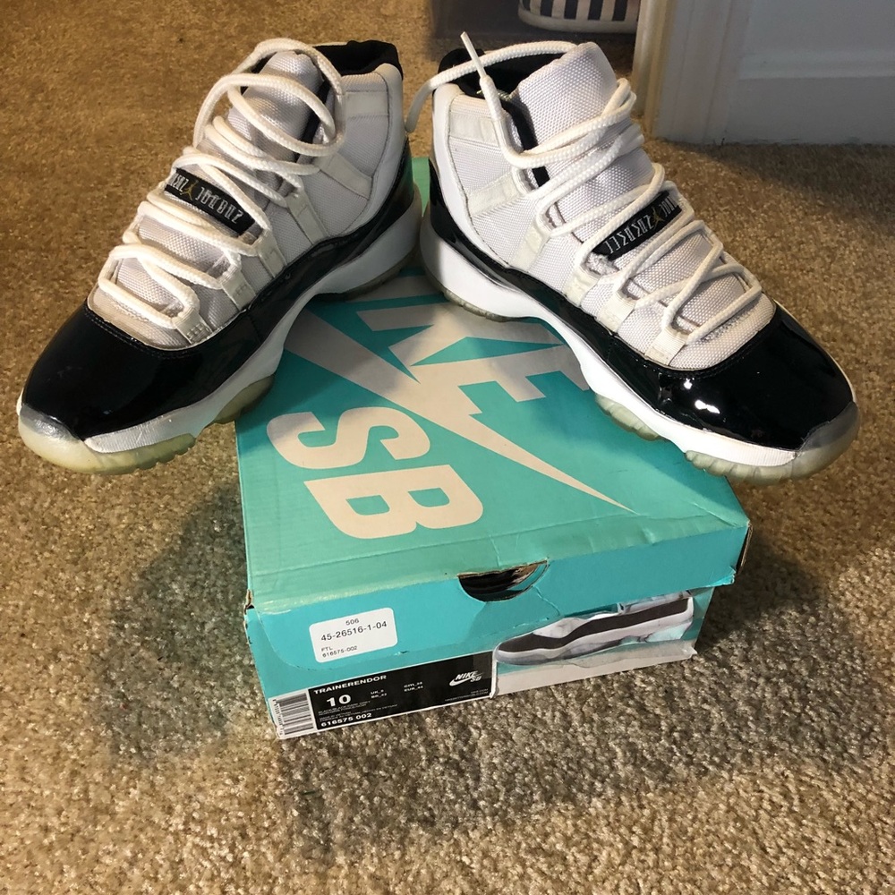 Jordan 11 DMP